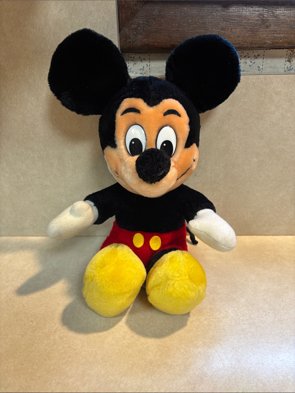 Vintage 1980’sDisneyland Walt Disney World Mickey Mouse Plush Stuffed Toy  14”